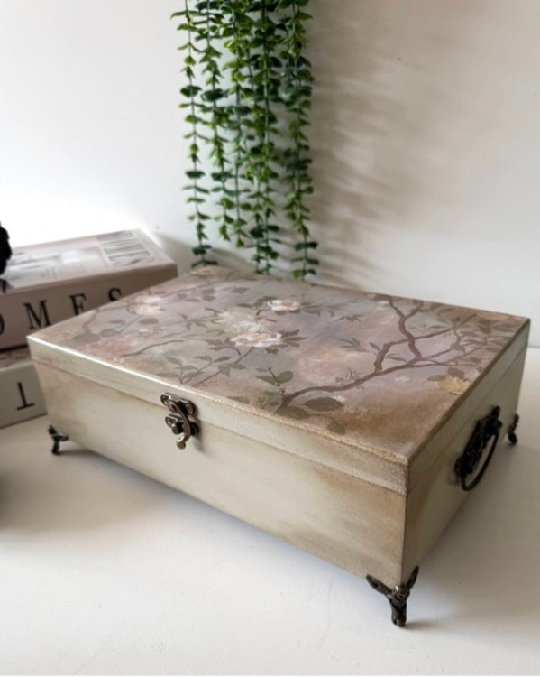 جعبه دمنوش چوبی پایه دار