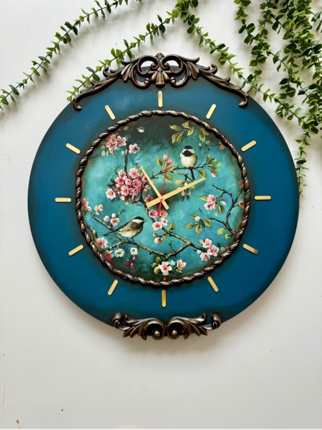 ساعت دیواری