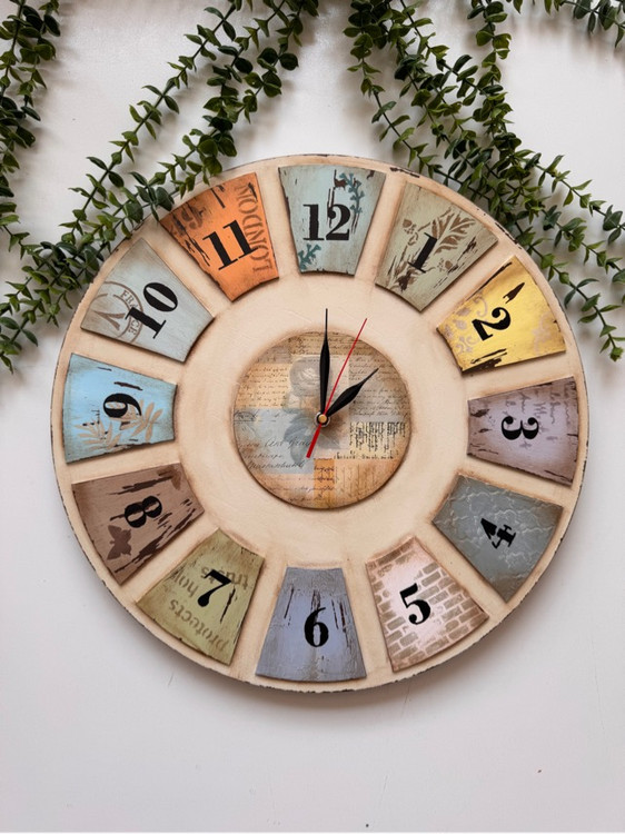 ساعت دیواری دخترونه