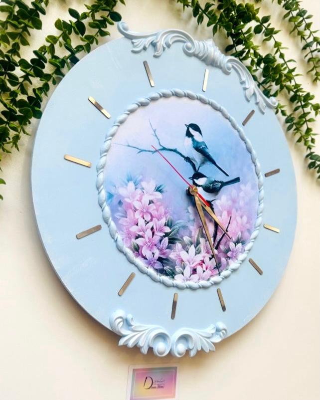 ساعت برای دکوراسیون آبی