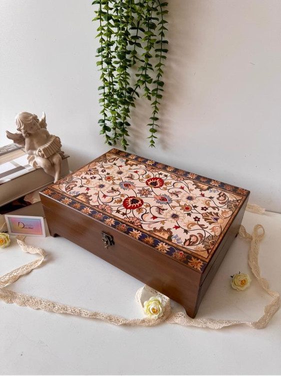 جعبه جواهرات چوبی سنتی