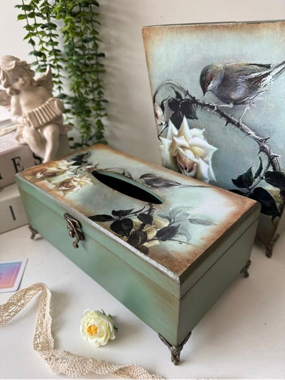 سطل و جادستمال کاغذی رنگ سبز مریم گلی