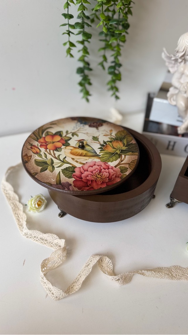 آجیل خوری رنگ قهوه ای