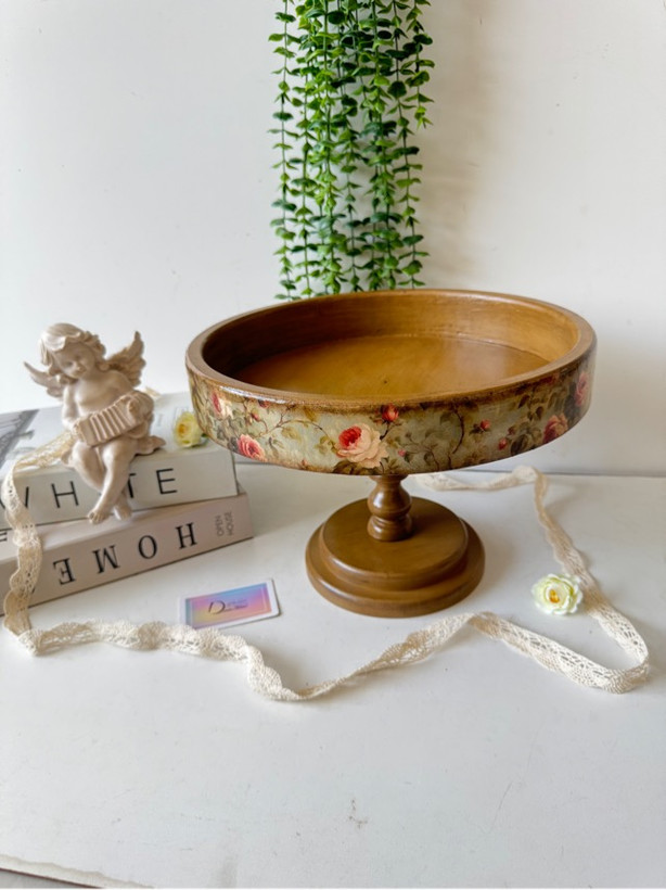 میوه خوری پایه دار