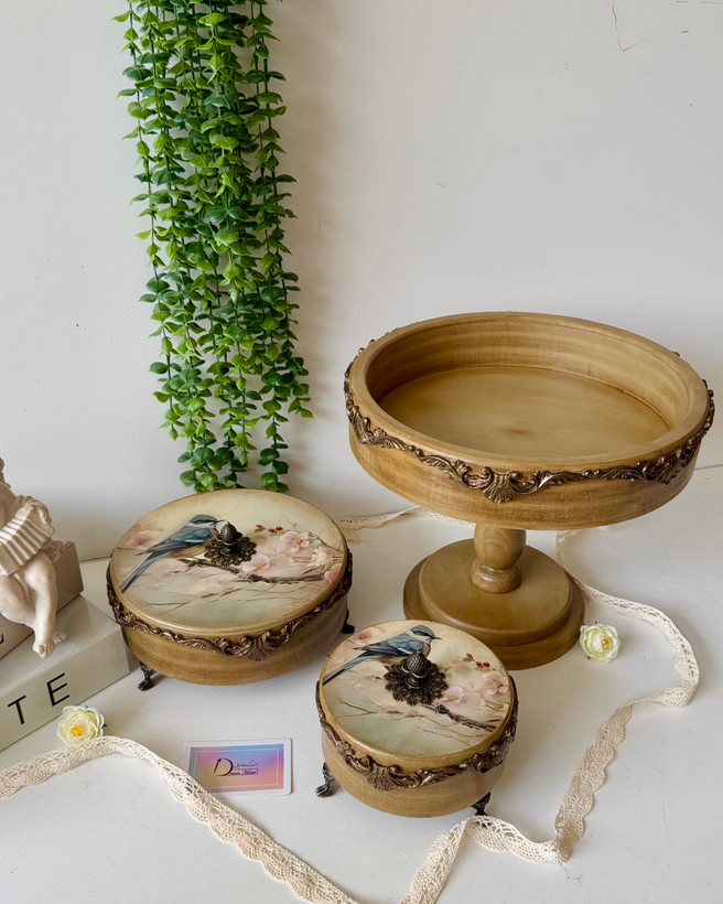 میوه خوری چوبی پایه دار