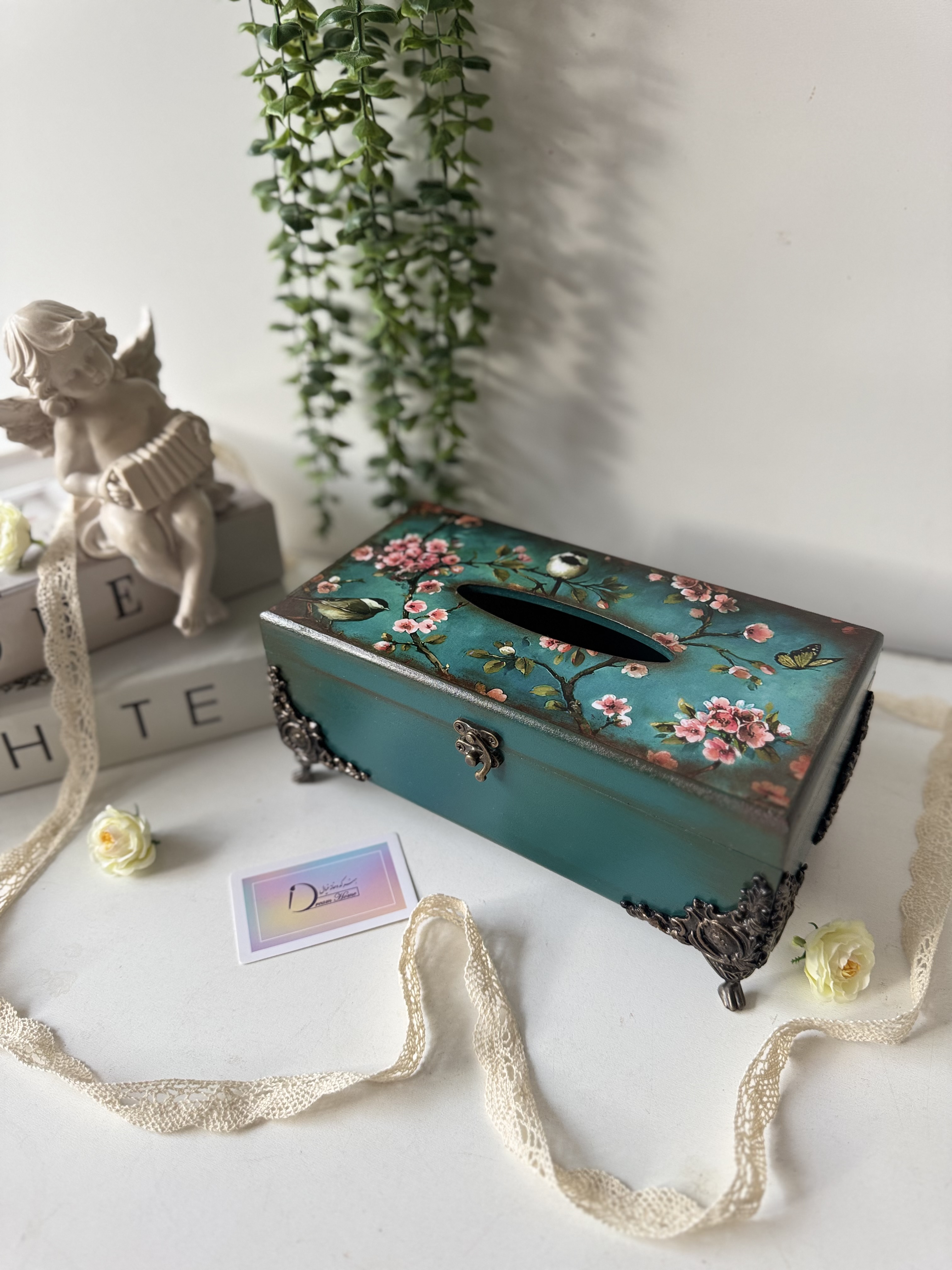 جادستمال کاغذی رنگ آبی درباری